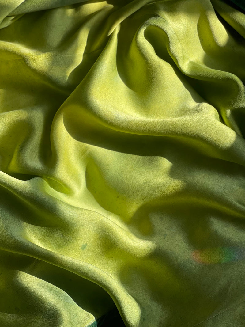 VELVET CEREMONY DUSTER - LUSH GREEN