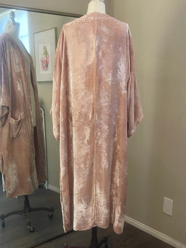 VELVET CEREMONY DUSTER - CRUSHED ROSE QUARTZ