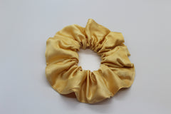 SCRUNCHIE - NADJA CANARY